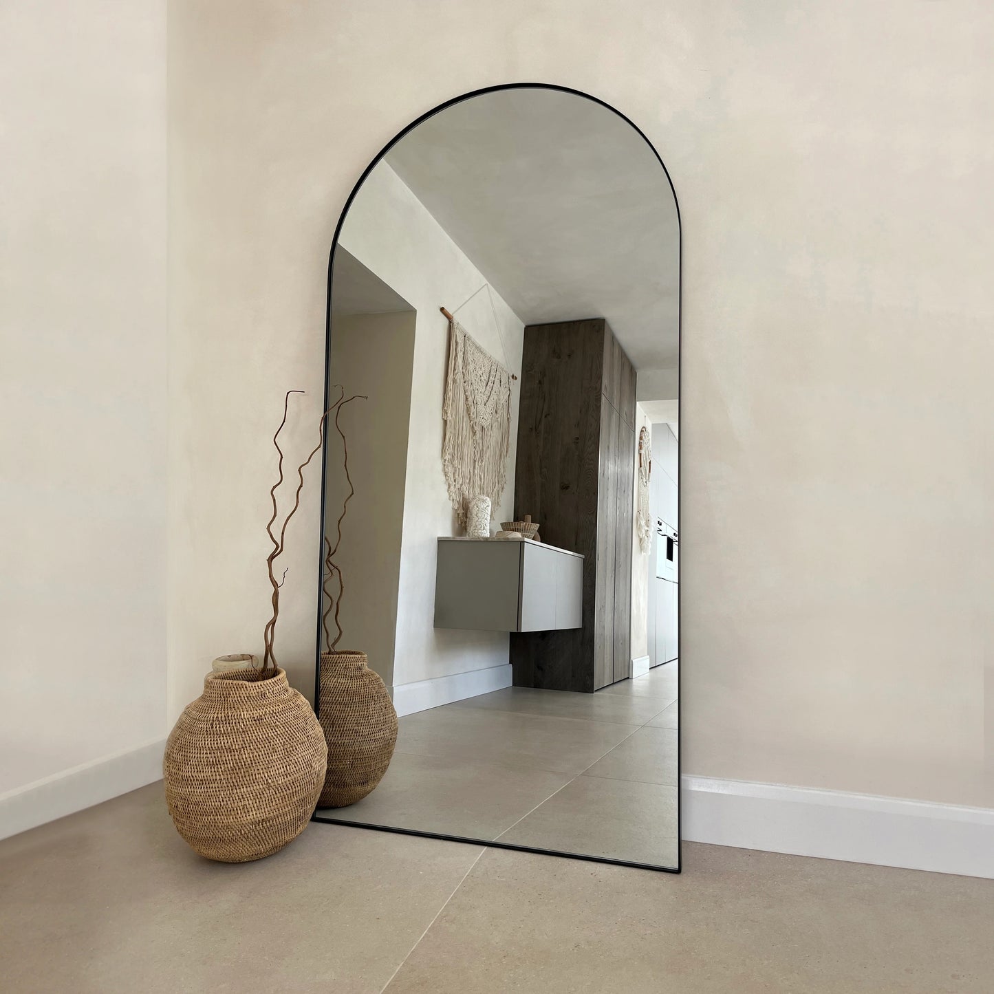 Full Lingth Arched Floor Mirror Black frame