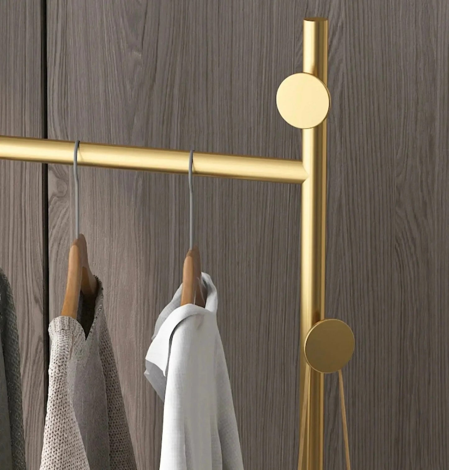 Clothes Rack With Oval Mirror